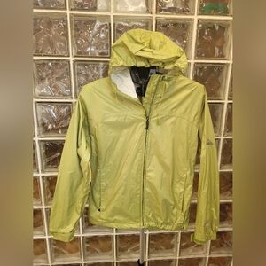 McKinley Yamnuska AquaMax 2.3 Womens Hooded Rain Jacket Green Lightweight Small